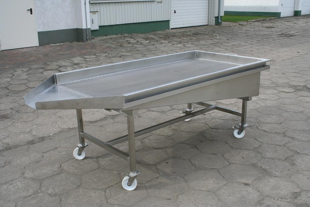 Oak seeds draining table WSO